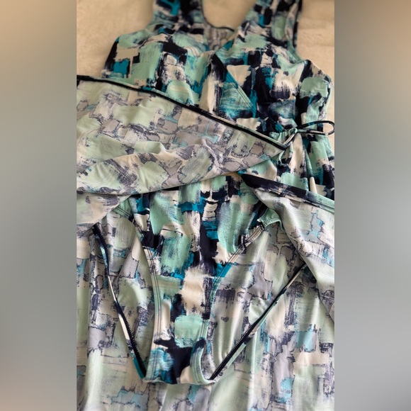 Stylish Blue and White Women Swim One Piece - Picture 7 of 9